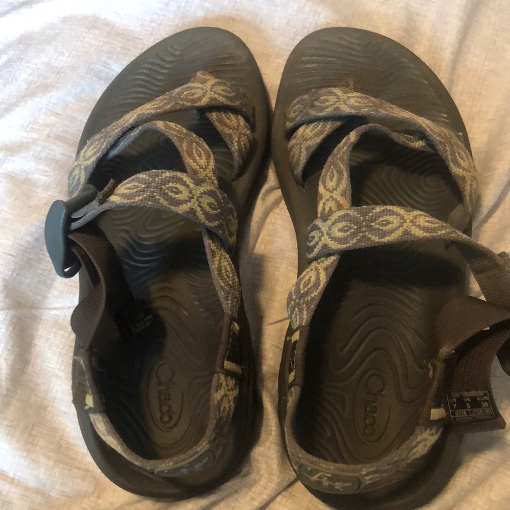 Chacos size 7